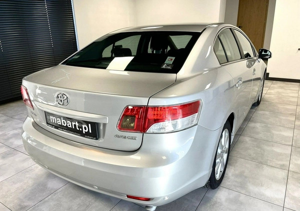 Toyota Avensis cena 22000 przebieg: 250000, rok produkcji 2010 z Kalisz małe 466